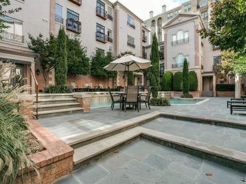 203-2885 Woodside St, Dallas, TX, 75204-2574 | Card Image