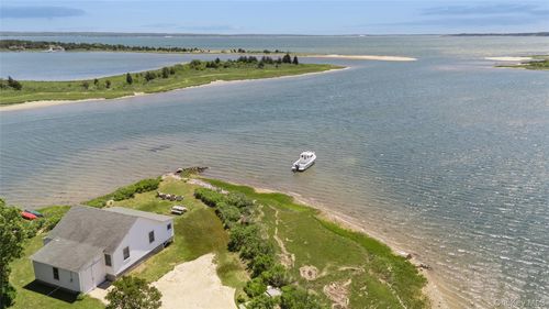12-723 Private Rd, Southold, NY, 11971 | Card Image