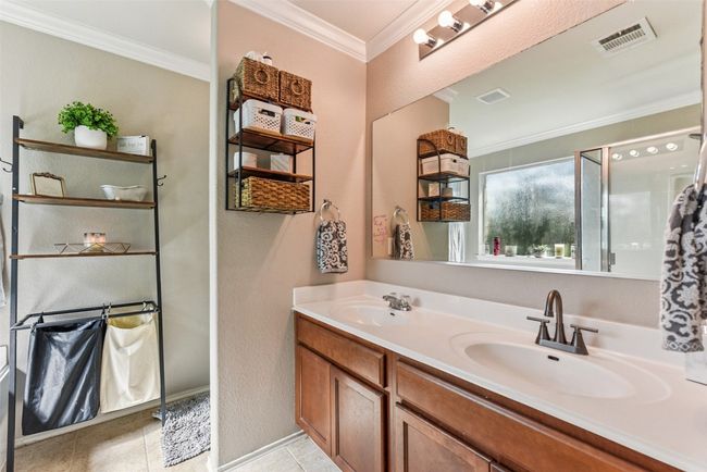 538 Travertine Trl, House other with 4 bedrooms, 3 bathrooms and 4 parking in Buda TX | Image 18
