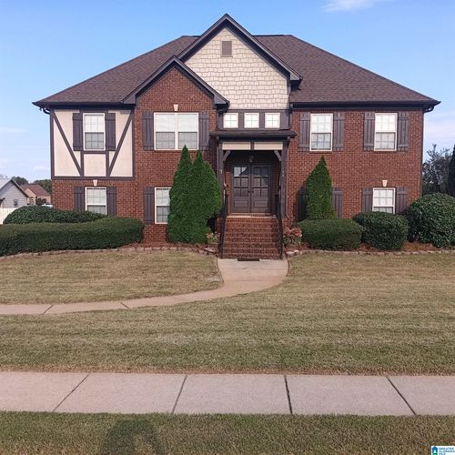 138 Farmingdale Dr, HARPERSVILLE, AL, 35078-5144 | Card Image