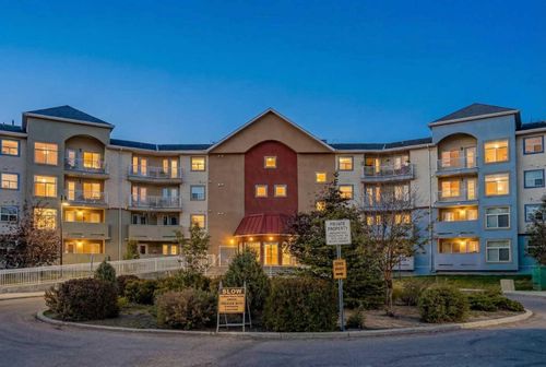 2332-700 Willow Brook Rd Nw, Airdrie, AB, T4B0L5 | Card Image