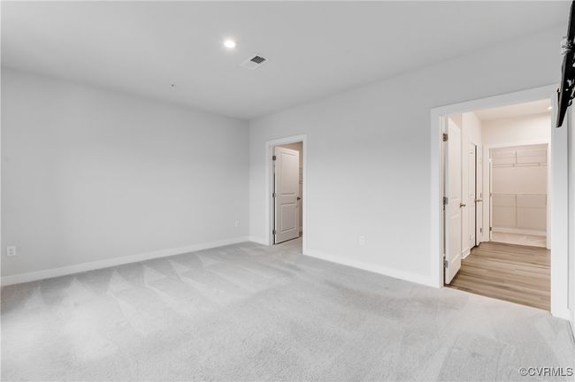 Unfurnished room with light carpet and recessed lighting | Image 25