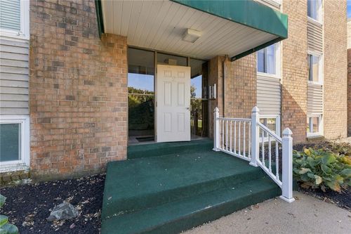 4-2 Main St, Lincoln, RI, 02865 | Card Image