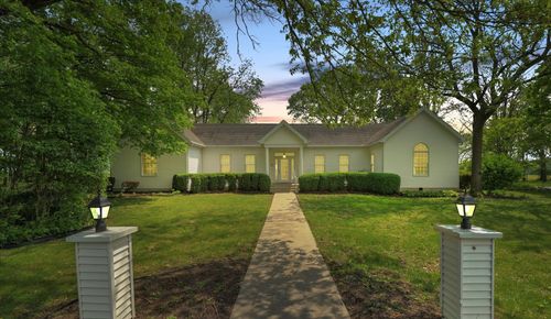 2445 E County Road 875 N, Newman, IL, 61942-8058 | Card Image