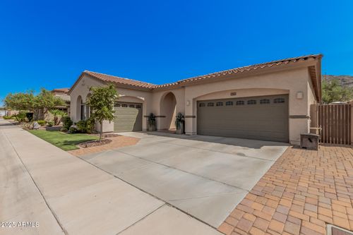 2313 W Mineral Rd, Phoenix, AZ, 85041-9557 | Card Image