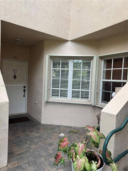 apt-104-5650 Nw 115th Ct, Doral, FL, 33178-4183 | Card Image