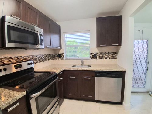 309-9460 Sunrise Lakes Blvd, Sunrise, FL, 33322-1280 | Card Image