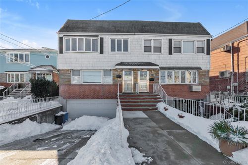 15040 16th Rd, Whitestone, NY, 11357-3118 | Card Image