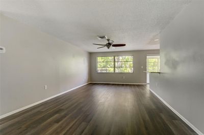 671 Tanager Road, House other with 2 bedrooms, 2 bathrooms and null parking in Venice FL | Image 2