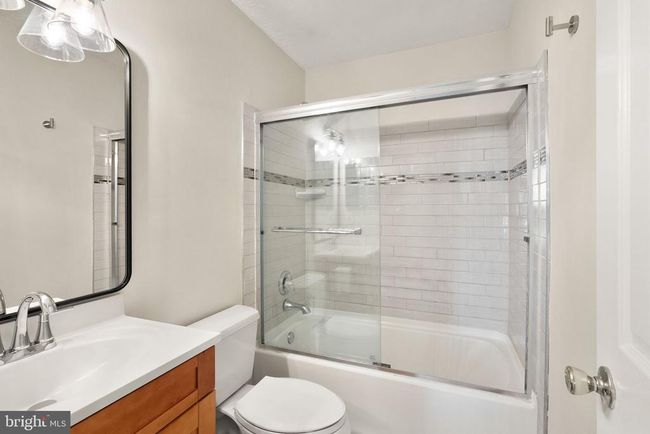 7390 Stream Way, Townhouse with 3 bedrooms, 4 bathrooms and null parking in SPRINGFIELD VA | Image 18