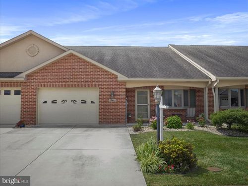 19445 Sapphire Dr, HAGERSTOWN, MD, 21742-2947 | Card Image