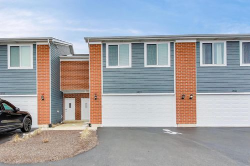 1234-1234 Gillespie Ln, Yorkville, IL, 60560-4792 | Card Image