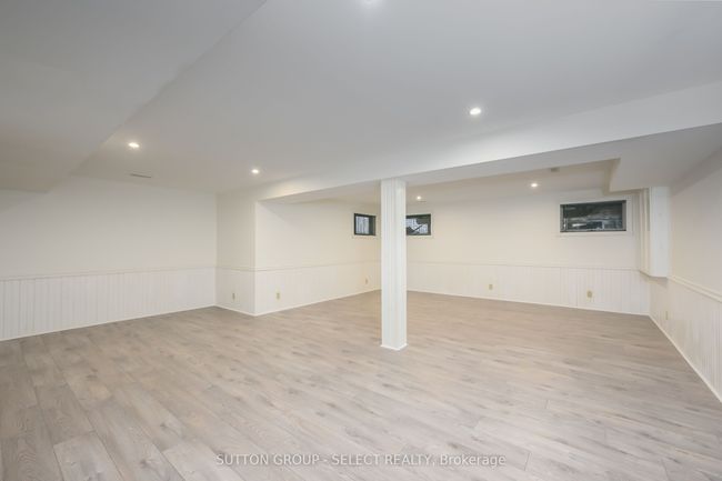 59 Heathdale Crt, House other with 4 bedrooms, 3 bathrooms and 3 parking in London ON | Image 27