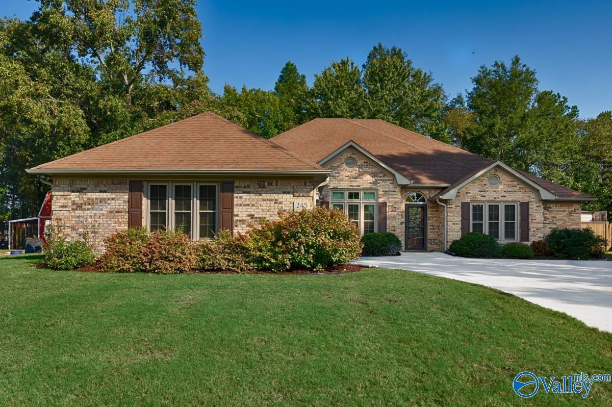 Badger Dr, Harvest, AL 35749
