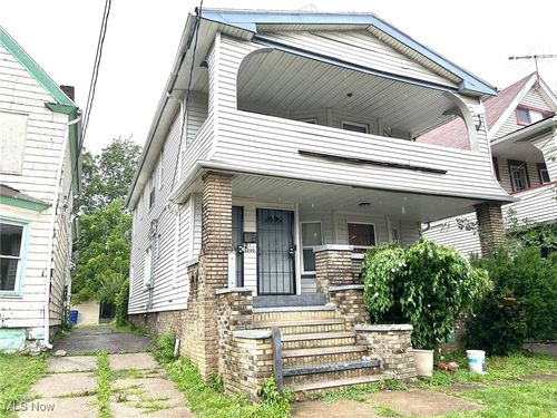 3290 E 116th St, Cleveland, OH, 44120-3861 | Card Image