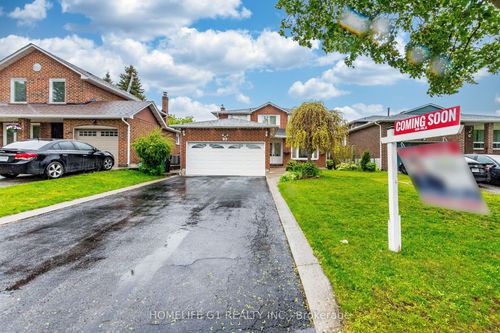 92 Reynier Drive, Brampton, ON, L6Z1M1 | Card Image