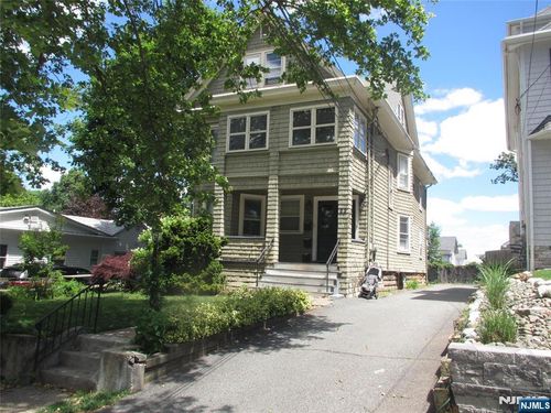 1st-23 Highland Cross, Rutherford, NJ, 07070-2110 | Card Image