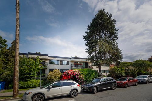 303-2033 W 7th Ave, Vancouver, BC, V6J1T3 | Card Image