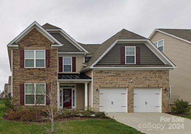 Agnew Dr, Charlotte, NC 28273