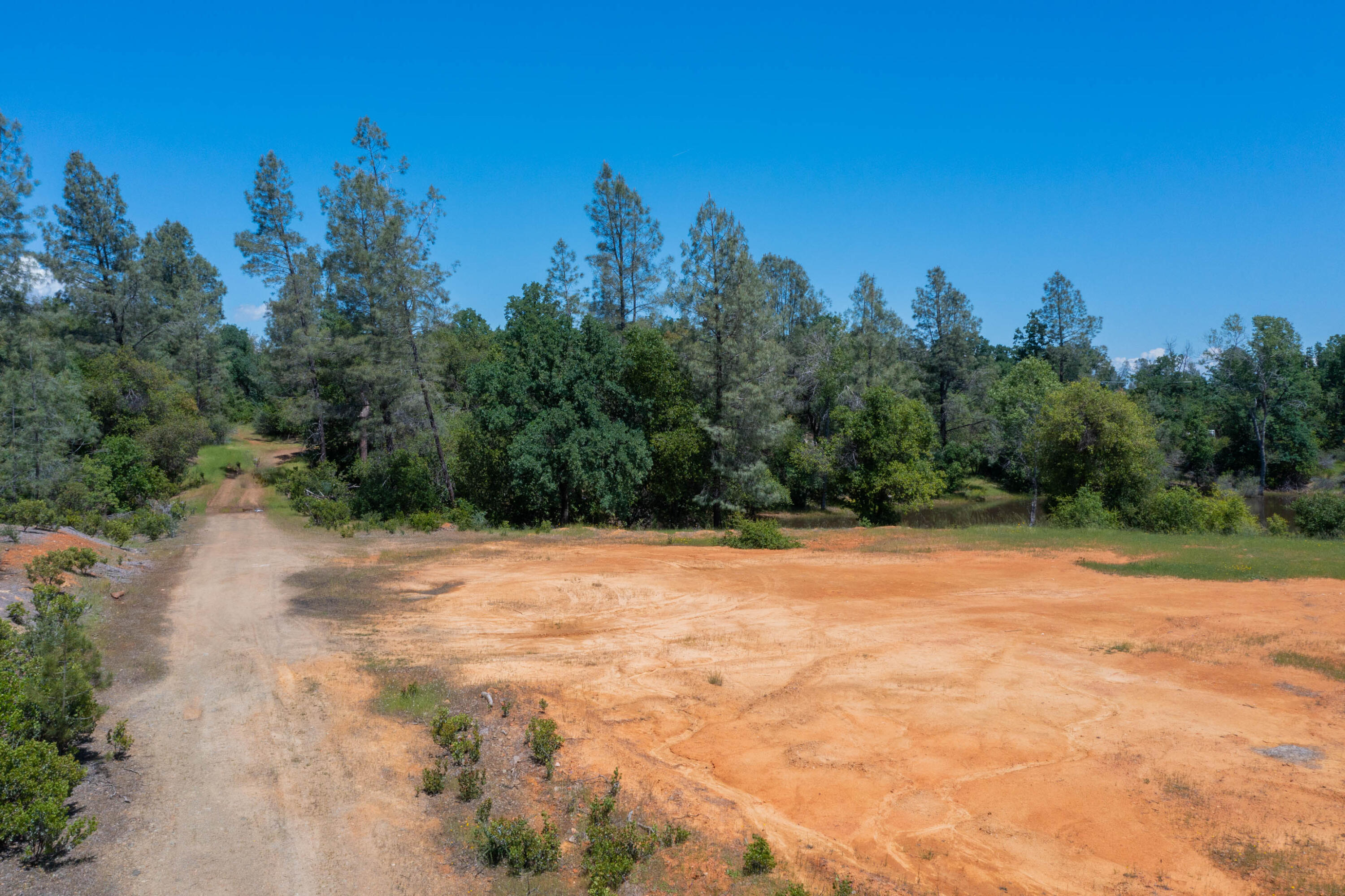 Land in Redding 5
