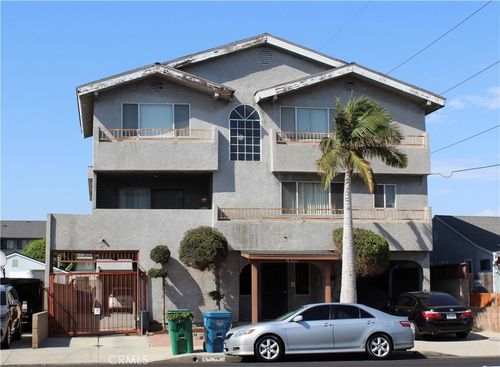 4707 W 120th St, Hawthorne, CA, 90250-2878 | Card Image