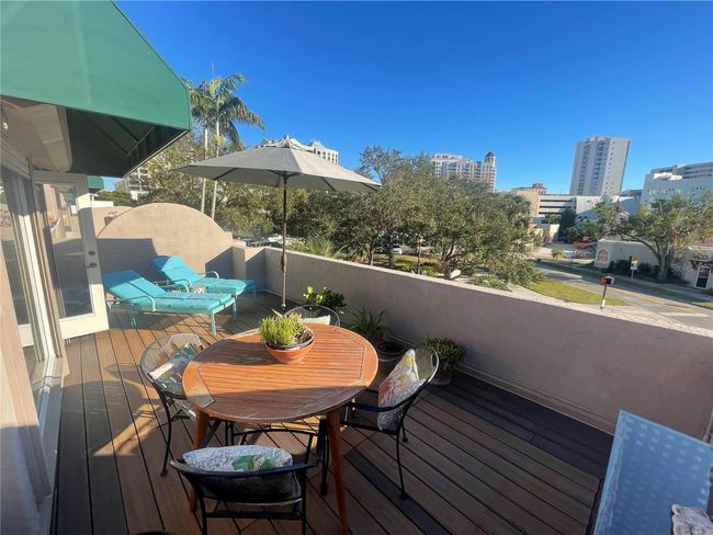 APT-1 - 200 Cocoanut Ave, Condo with 2 bedrooms, 3 bathrooms and null parking in SARASOTA FL | Image 39