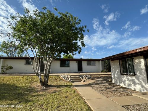 7477 E Desert Spring Drive, Tucson, AZ, 85730 | Card Image