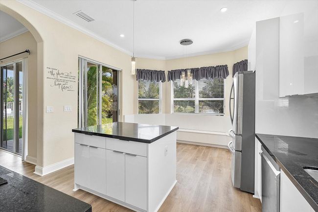 13214 Sw 21 St St, House other with 4 bedrooms, 3 bathrooms and null parking in Miramar FL | Image 14