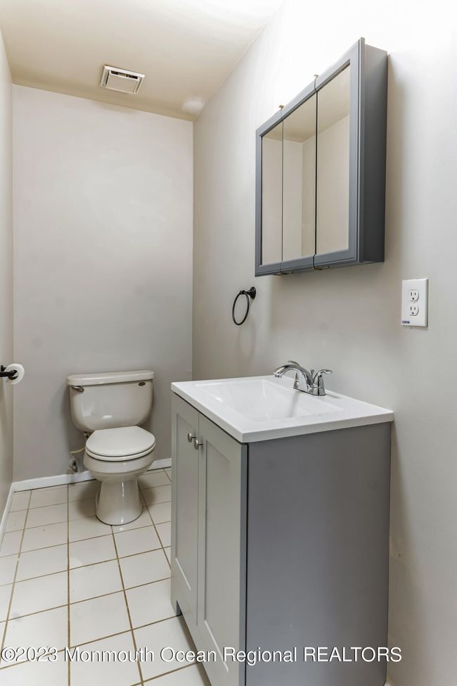 7 - 709 Zlotkin Circle, Condo with 2 bedrooms, 1 bathrooms and null parking in Freehold NJ | Image 7