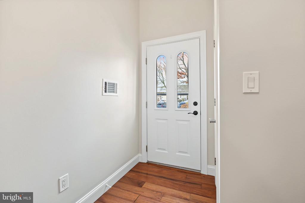Residential Lease in LAWRENCEVILLE 4