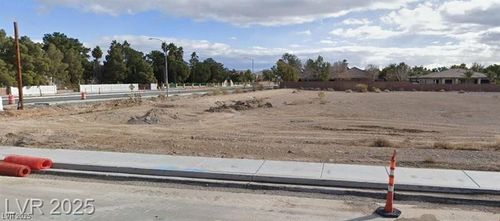 4796 N Cimarron Rd, Las Vegas, NV, 89129-4830 | Card Image