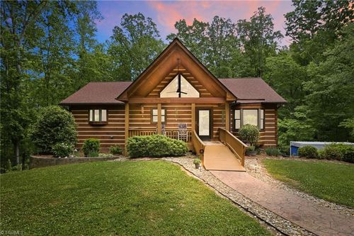 355 Huffines Mill Rd, Reidsville, NC, 27320-7445 | Card Image