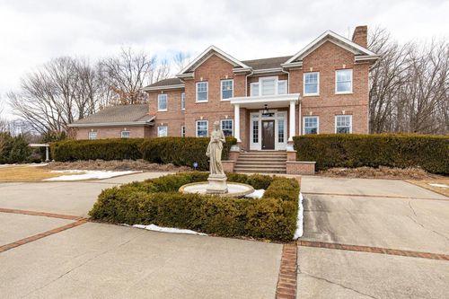 W9258 Lamise Way, DALE, WI, 54944 | Card Image