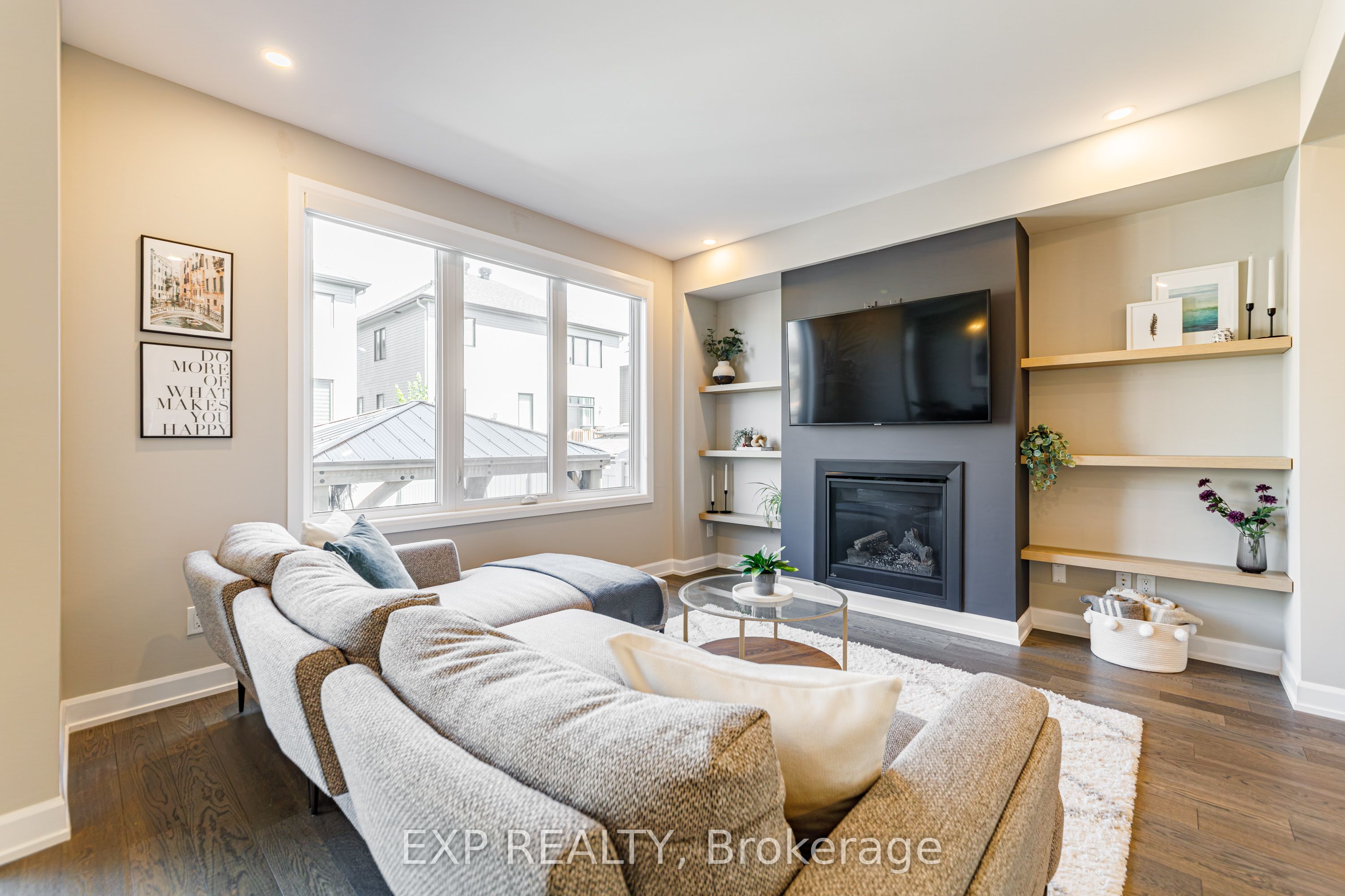 Residential in Stittsville - Munster - Richmond 5