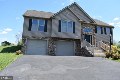 11-10912 Deerwood Drive, MERCERSBURG, PA, 17236 | Card Image