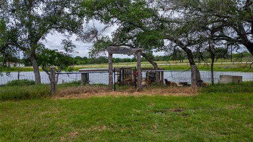 2387 State Highway 304, Gonzales, TX, 78629-6970 | Card Image