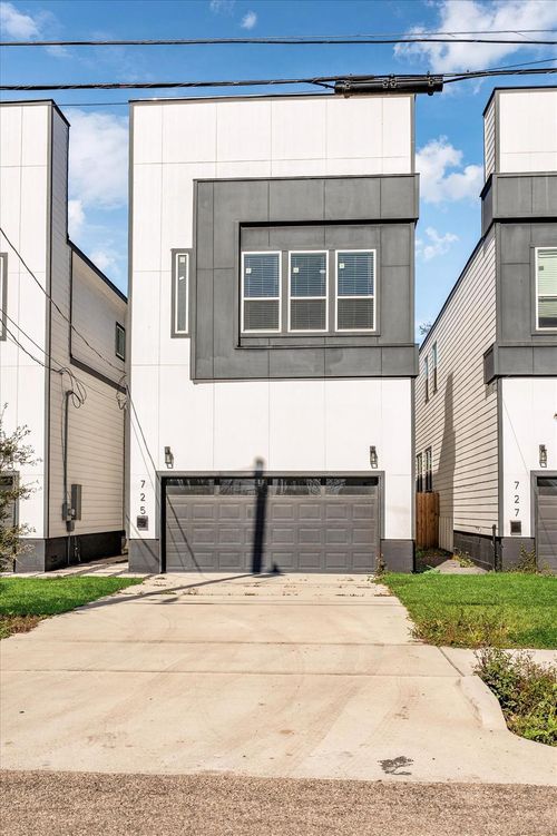 723 E 37th St, Houston, TX, 77022-5023 | Card Image