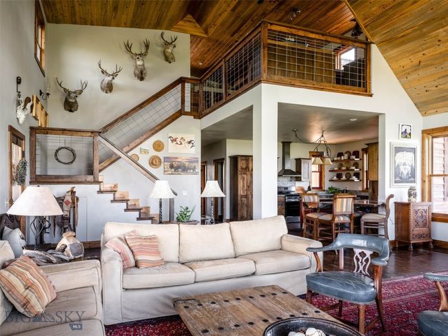Great room - vaulted | Image 8
