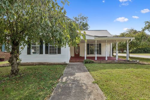 611 N High St, Winchester, TN, 37398-1327 | Card Image