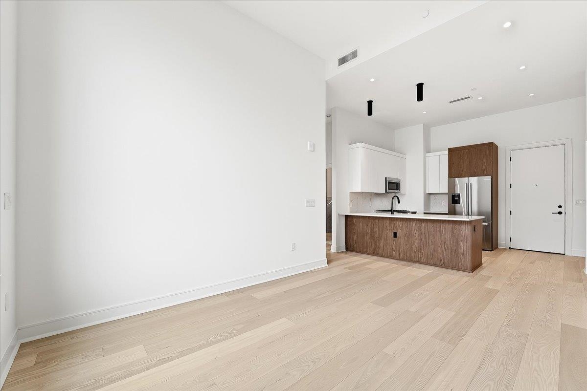 Residential Lease in Hoboken 5