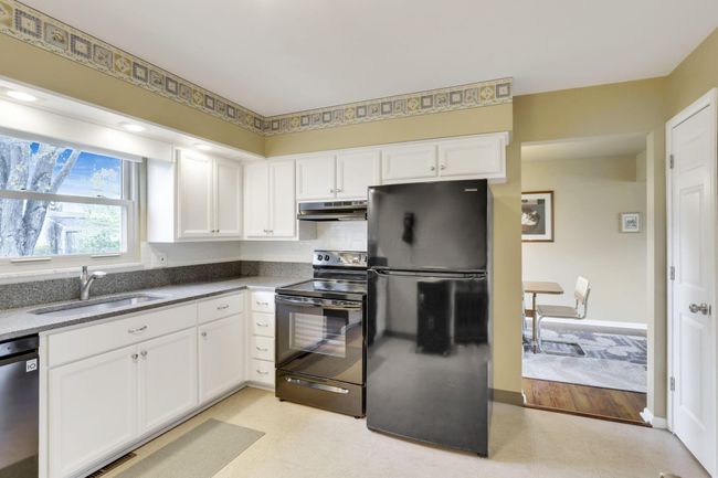 6871 Ardelle Dr, House other with 3 bedrooms, 3 bathrooms and null parking in Reynoldsburg OH | Image 20