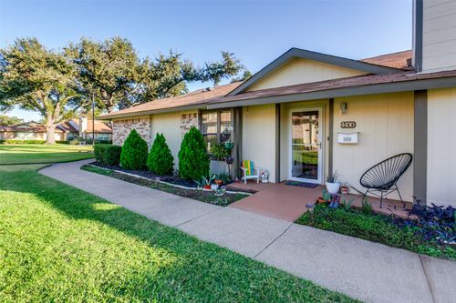 4430 Wind River Ln, Garland, TX, 75042-4619 | Card Image
