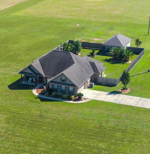 7 Scenic View Dr, Carriere, MS, 39426-6510 | Card Image