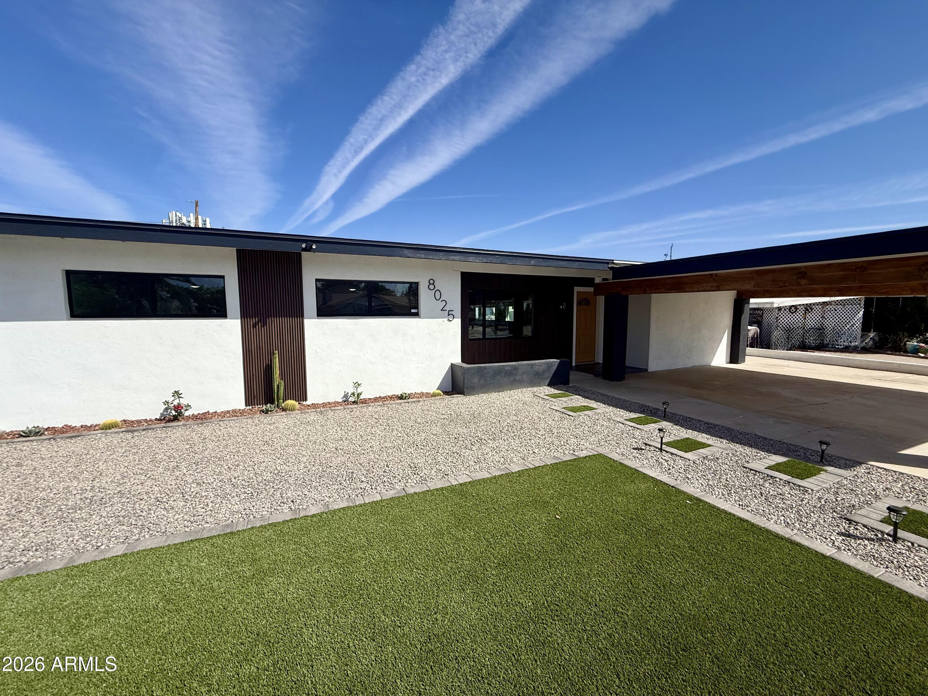 8025 N 11Th Pl, For Sale in Phoenix - eXp Realty