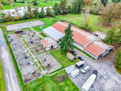 25162 40 Ave, House other with 4 bedrooms, 3 bathrooms and null parking in Aldergrove BC | Image 1