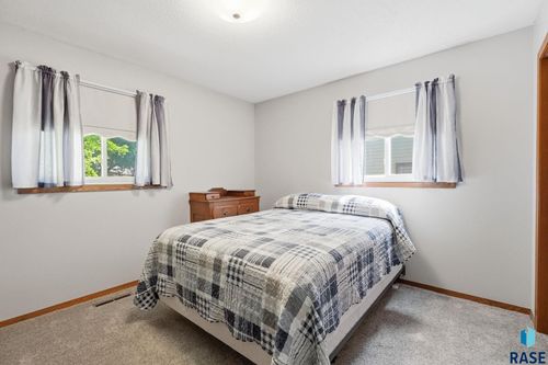 107 W 5th St Street, Dell Rapids, SD, 57022 | Card Image