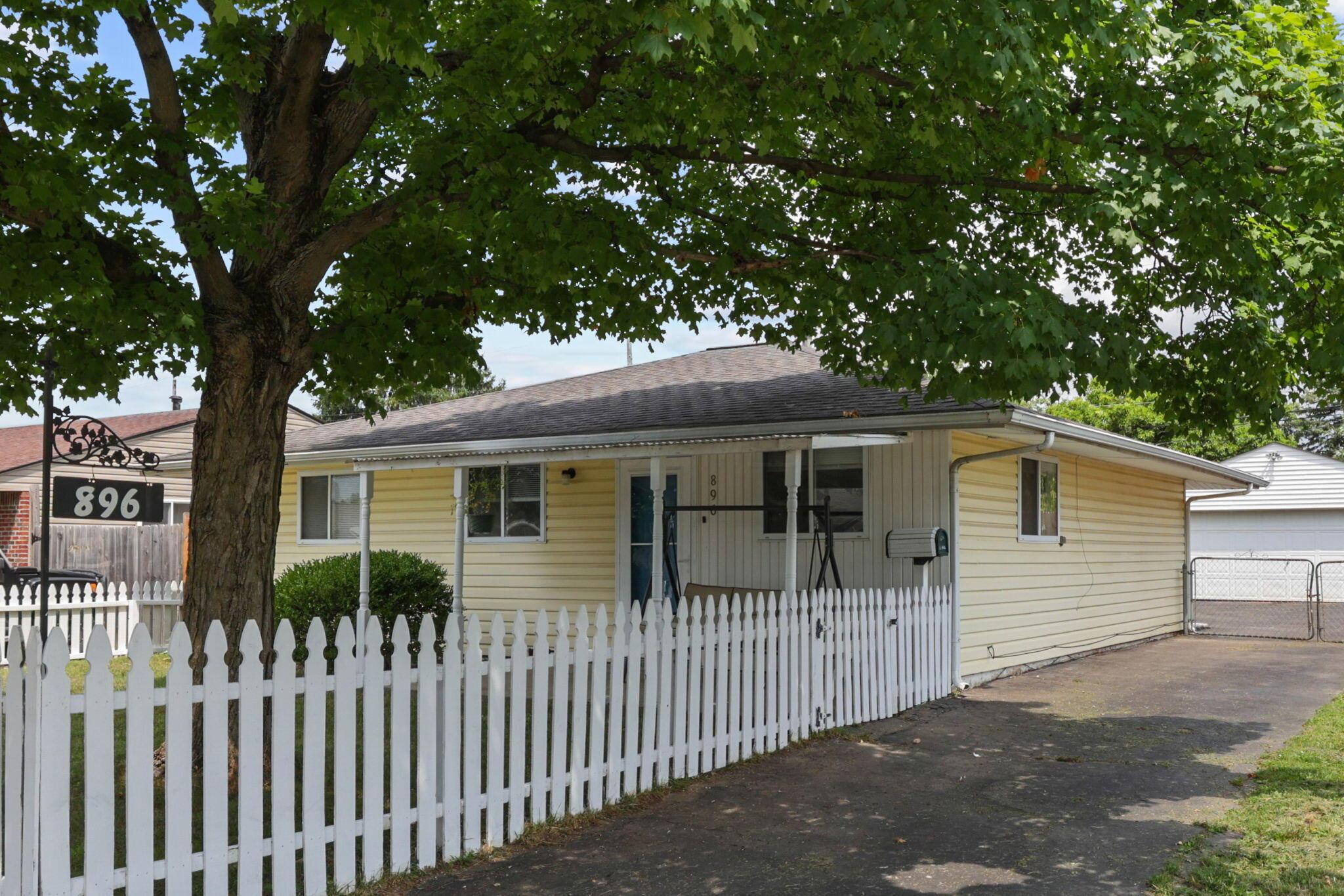 Bruckner Rd, Columbus, OH 43207