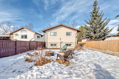 3456 31a Ave Se, Calgary, AB, T2B0J1 | Card Image