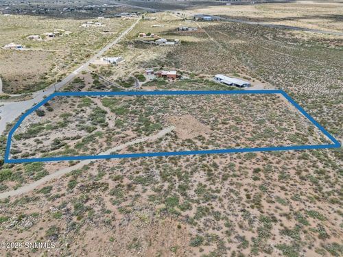 15565 Space Murals Ln, Las Cruces, NM, 88011-9546 | Card Image