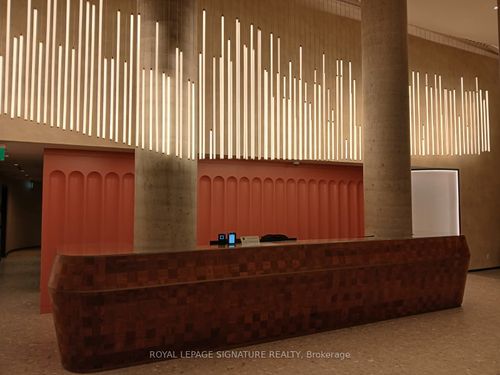 1804-25 Wellington St S, Kitchener, ON, N2G0G5 | Card Image